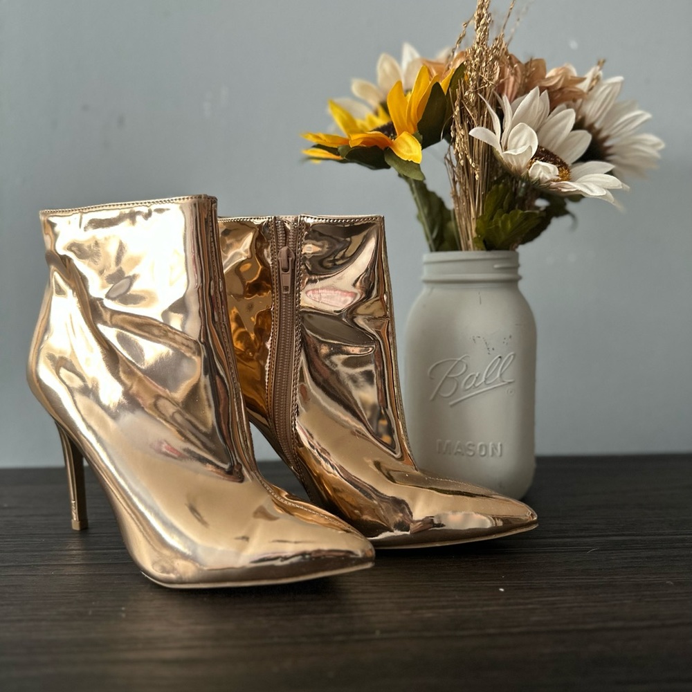 Keep Your Promise Booties - Picture 3 of 3